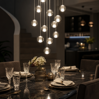 Lustre cascade cristal — cage d'escalier et double hauteur