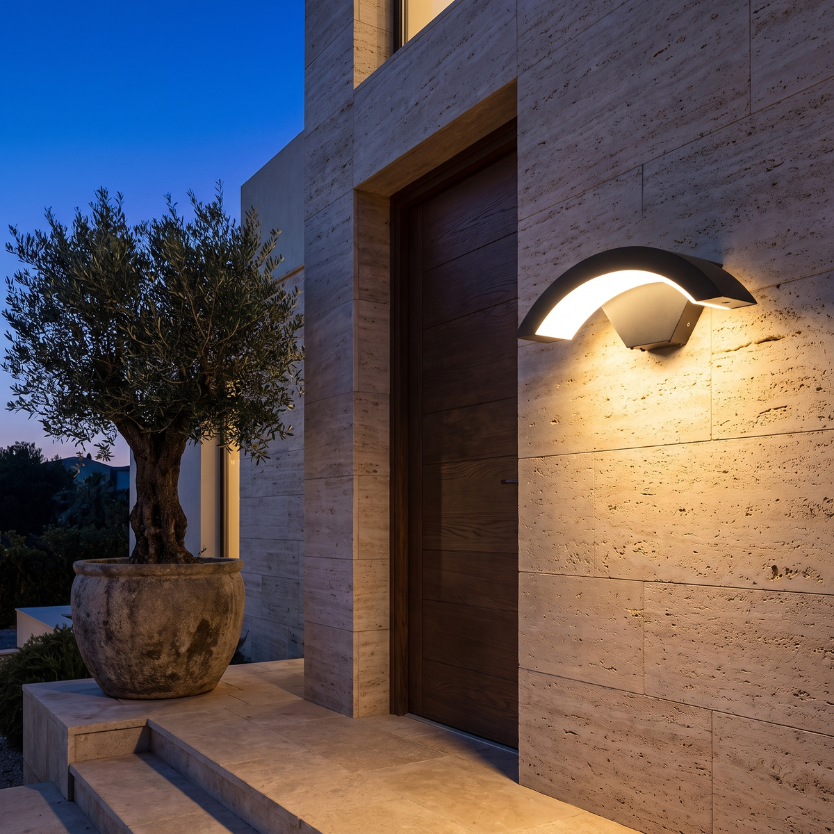 Curved Outdoor Wall Light | IP65 Black Aluminium LED Porch & Garden Lamp – view 1