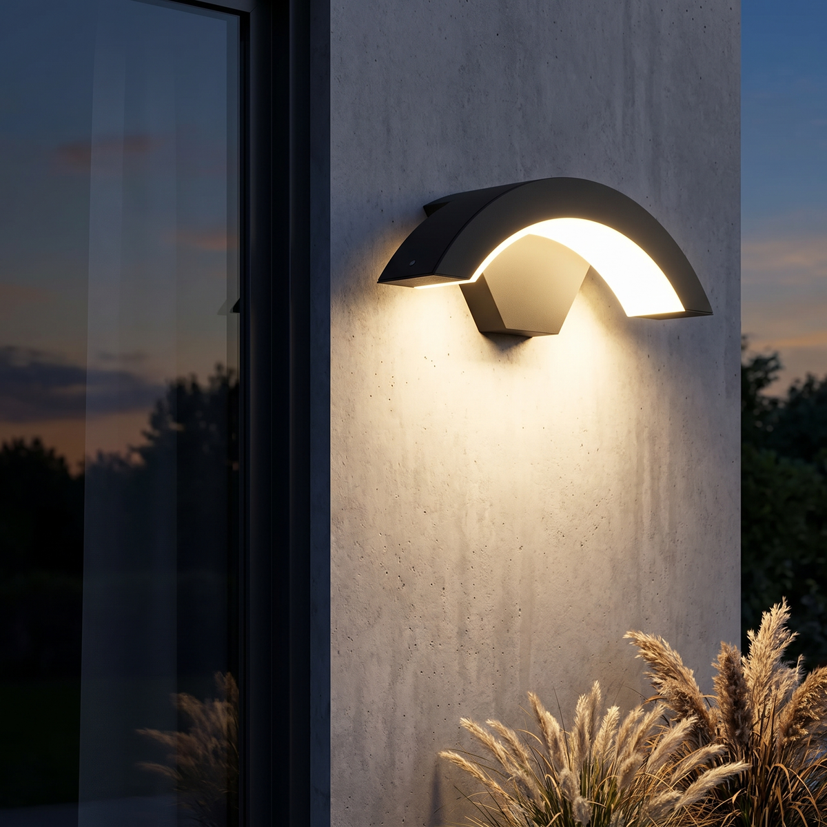 Curved Outdoor Wall Light | IP65 Black Aluminium LED Porch & Garden Lamp – view 3